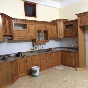 tủ bếp gỗ tần bì