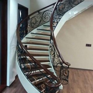 cầu thang sắt nghệ thuật