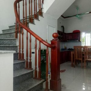 cầu thang gỗ