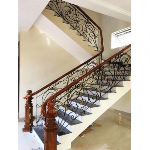 cầu thang sắt nghệ thuật dạng tấm