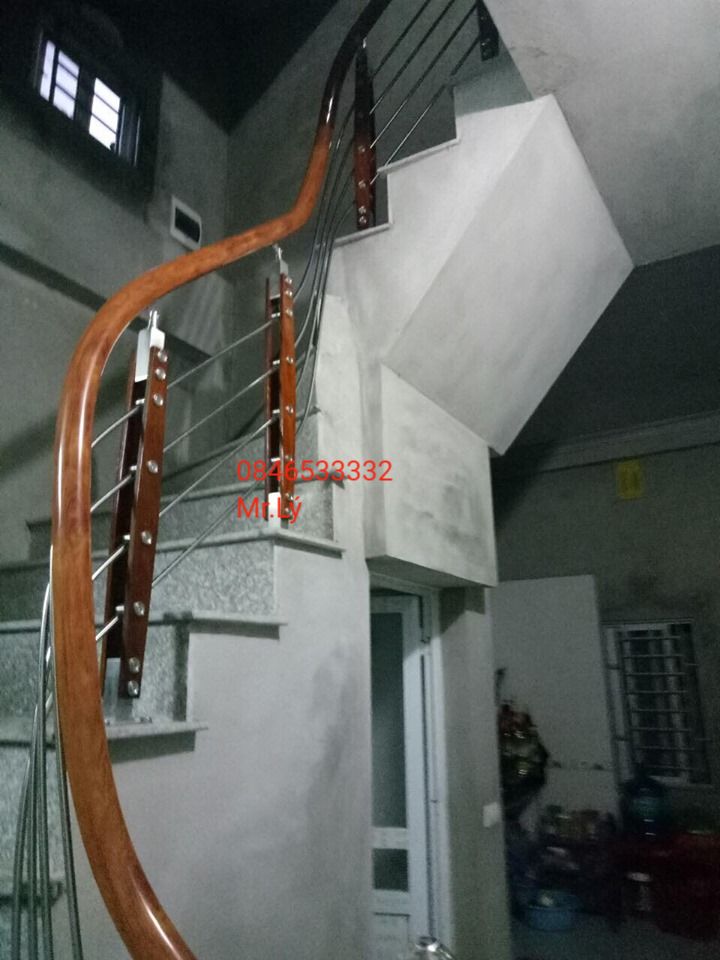 cầu thang inox tay nhựa
