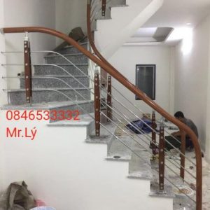 cầu thang inox tay nhựa