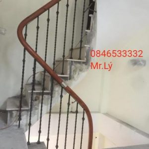 cầu thang sắt tay vịn nhựa