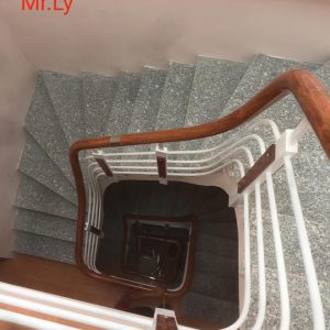 cầu thang sắt tay vịn nhựa